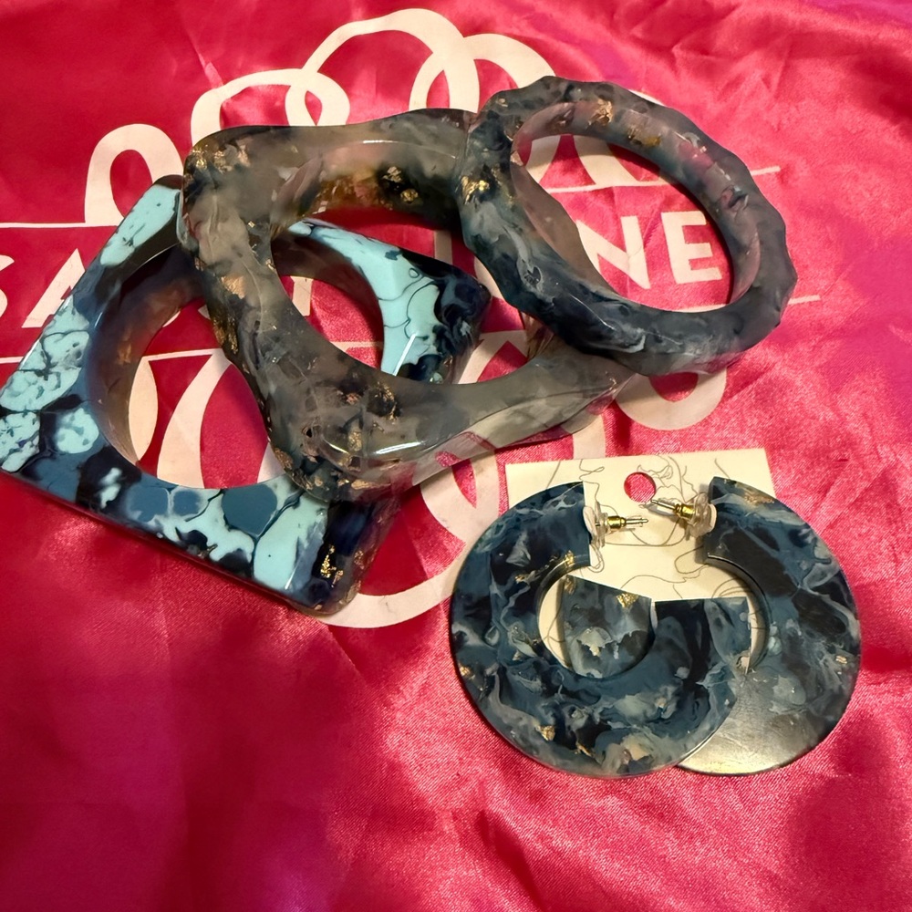 Sassy Jones Blue and Gold Marbled Accessories Set - Picture 2 of 2